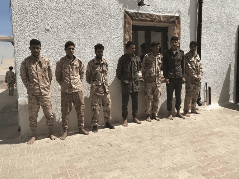 أسرى قوات حفتر watanserb.com