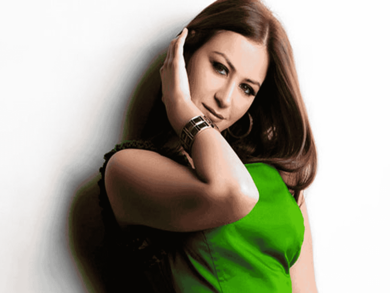 نشر صورة “فاضحة” للفنانة المصرية منة شلبي! صورة فاضحة منة شلبي watanserb.com