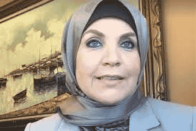 آيات عرابي: ما حدث في الجزائر انقلاب إماراتي شاء من شاء وأبى من أبى.. و”قايد صالح” كلمة السر آيات عرابي انقلاب الجزائر watanserb.com