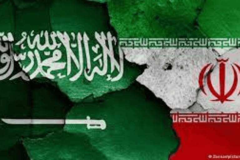 باحث خليجي: إذا سقطت إيران ستسقط السعودية بعدها مباشرة وستقسم المنطقة إلى “دويلات” حزام الحزام السعودية إيران watanserb.com