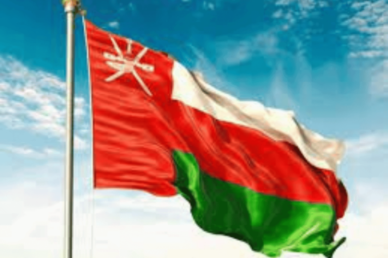 حساب إخباري سعودي شهير يسخر من سلطنة عُمان وجيشها بفيديو من الأردن .. وردود غاضبة حساب إخباري سعودي سلطنة عُمان watanserb.com