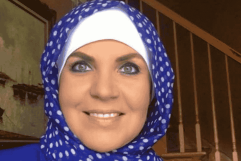 آيات عرابي أحمد قايد watanserb.com
