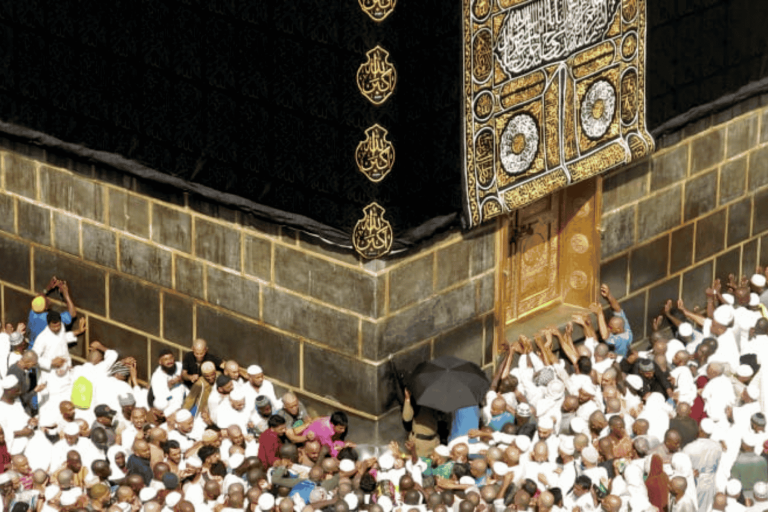 هكذا رد أحد أفراد الأسرة الحاكمة في قطر على بيان السعودية “المبهم” للترحيب بالمعتمرين القطريين السعودية المعتمرين القطريين watanserb.com