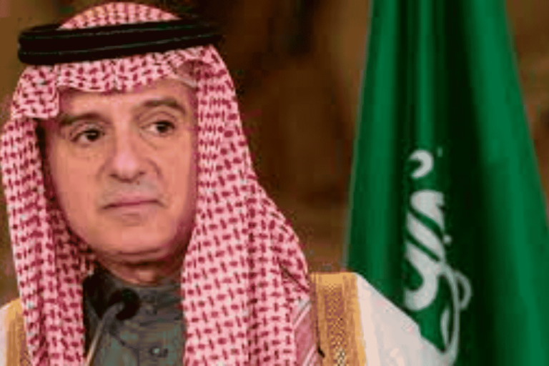 عادل الجبير يثير سخرية الصحافيين بذكائه الخارق : “والله أنا ما عمري سمعت عن واحد اسمه البغدادي” عادل الجبير إياد البغدادي watanserb.com