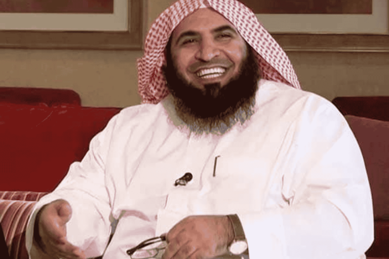 داعية سعودي أتى “بدين جديد”: الحجاب ليس فرضا.. والنظر للمرأة الجميلة التي تضع المساحيق “حلال” أحمد الغامدي الحجاب watanserb.com