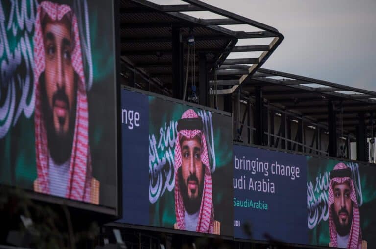 لندن تمنع ترويج اعلانات للسعودية والامارات watanserb.com