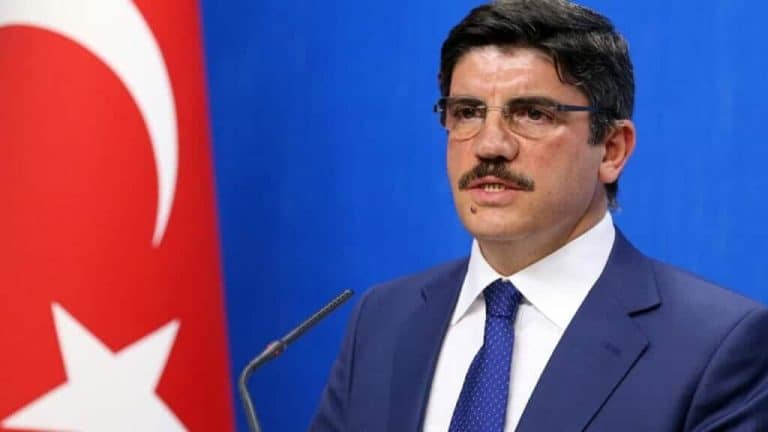 ياسين أقطاي مستشار الرئيس التركي أردوغان watanserb.com