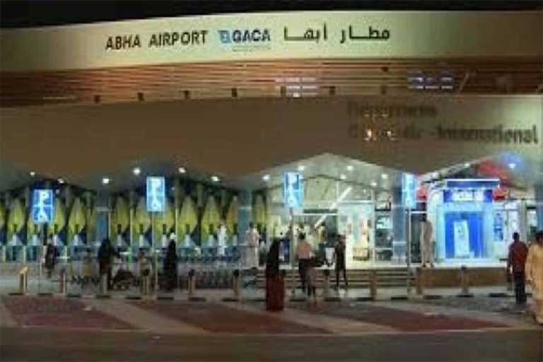 توقف الملاحة بمطاري أبها وجازان بعد قصف حوثي لمرابض الطائرات توقف الملاحة بمطاري أبها وجازان watanserb.com