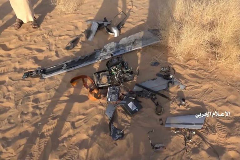 حطام طائرة التجسس الأمريكية وقائد إيراني يكشف تفاصيل إسقاطها حطام طائرة التجسس الأمريكية watanserb.com