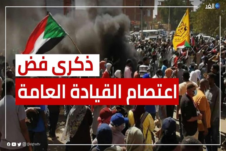 كواليس فض اعتصام القيادة العامة بسيارات دفع رباعي إماراتية اعتصام القيادة العامة watanserb.com