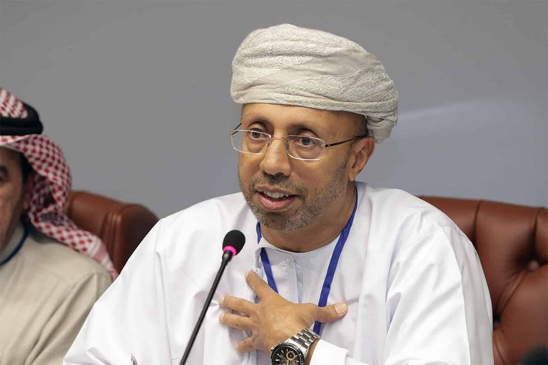 الباحث عبدالله باعبود يرد على محاولة توريط السلطنة بأحداث ناقلات النفط الباحث عبدالله باعبود watanserb.com