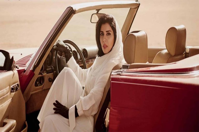 هروب الأميرة سارة إلى فرنسا watanserb.com