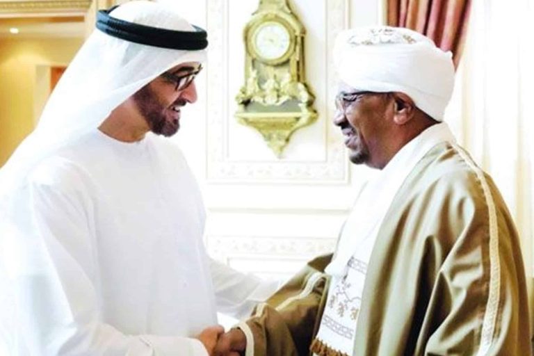 ابن زايد قاد العملية من الألف لـ”الياء”.. تفاصيل “الليلة الأخيرة” من سقوط البشير تنشر لأول مرة وهذا ما حدث بعدما ذهب للنوم ابن زايد و البشير watanserb.com