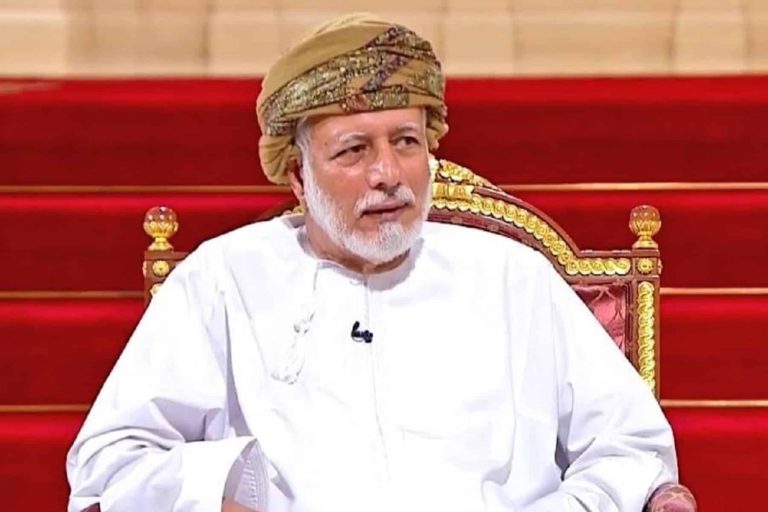 في ظلّ تطورات الخليج المتصاعدة.. سلطنة عمان لم تكتفي ببيان أمس .. “بن علوي” يتحرك باتجاه إيران يوسف بن علوي watanserb.com