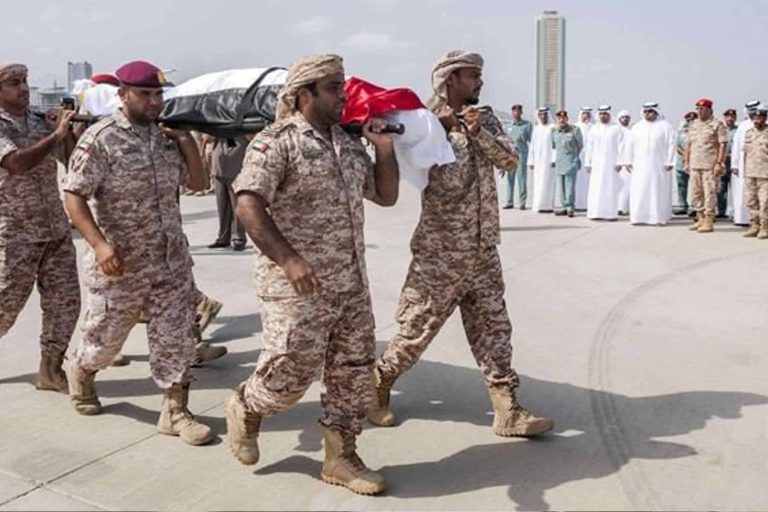 حساب شهير يزعم وقوع جرحى بصفوف جنود الإمارات في اليمن وسط تكتم شديد.. ويكشف تفاصيل خطيرة وقوع جرحى بصفوف جنود الإمارات watanserb.com