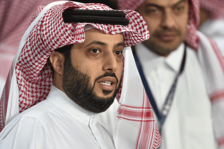 آيات عرابي وعمرو أديب watanserb.com