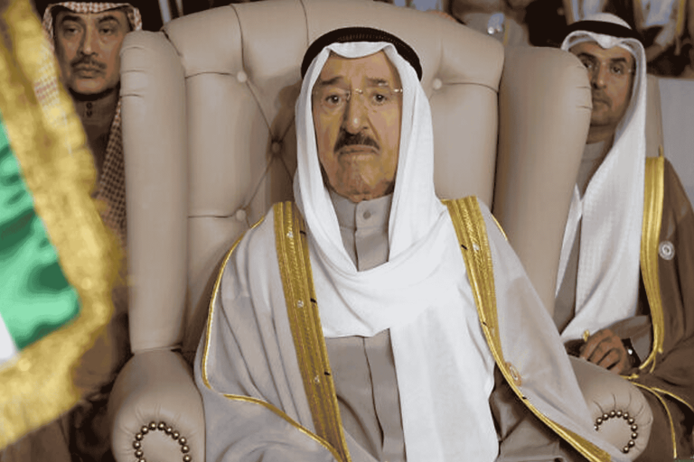 بعد تحليق طائرة مسيرة فوق قصر أمير الكويت .. صدور قرارات عسكرية “صارمة” هذه تفاصيلها طائرة مسيرة فوق قصر أمير الكويت watanserb.com