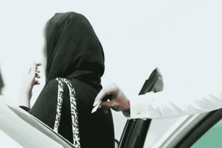 تحرش جماعي في الكويت watanserb.com