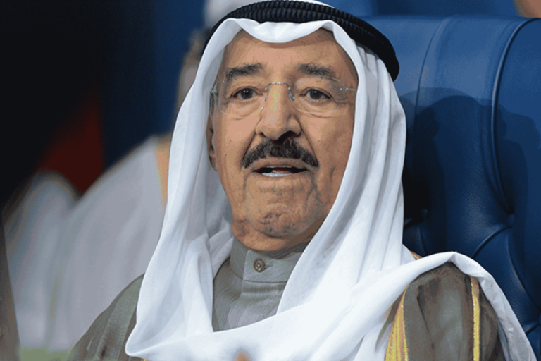 “خطاك الشر يا بوناصر”.. أمير الكويت حديث مواقع التواصل بعد دخوله مستشفىً أمريكي وتأجيل لقائه بـ”ترامب” أمير الكويت مستشفىً أمريكي watanserb.com
