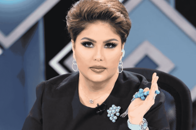 الكويتية فجر السعيد تستيقظ من “غيبوبتها” لتسبّ “الجزيرة” بسبب تغطيتها لتظاهرات المصريين ! الكويتية فجر السعيد watanserb.com
