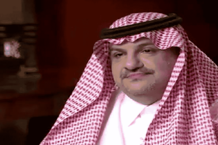 كاتب سعودي يصطاد في الماء العكر ويشيطن سلطنة عُمان ويتهمها بتهريب الأسلحة للحوثيين كاتب سعودي يشيطن السلطنة watanserb.com