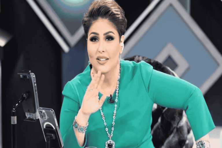 صورة صادمة لـ” فجر السعيد” من داخل المستشفى في أول ظهور لها عقب الأزمة الصحية التي كادت تنهي حياتها صورة صادمة لـ" فجر السعيد" watanserb.com