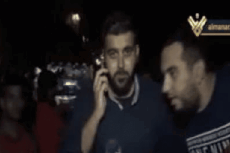 بسبب الراقصة “سماهر” .. موقف مُحرج للغاية لمراسل “المنار” على الهواء مباشرة! سماهر وموقف لمراسل المنار watanserb.com