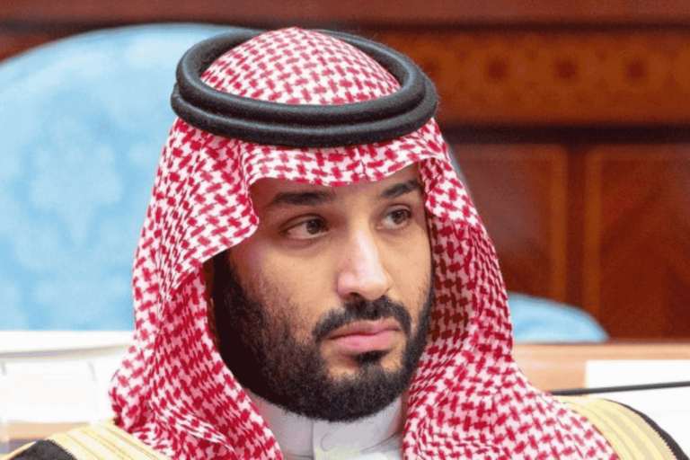 بعد السماح بالعلاقات غير الشرعية في الفنادق.. ابن سلمان يسمح هذه المرة لفريق أجنبي مسيحي بزيارة المملكة فريق مسيحي في السعودية watanserb.com