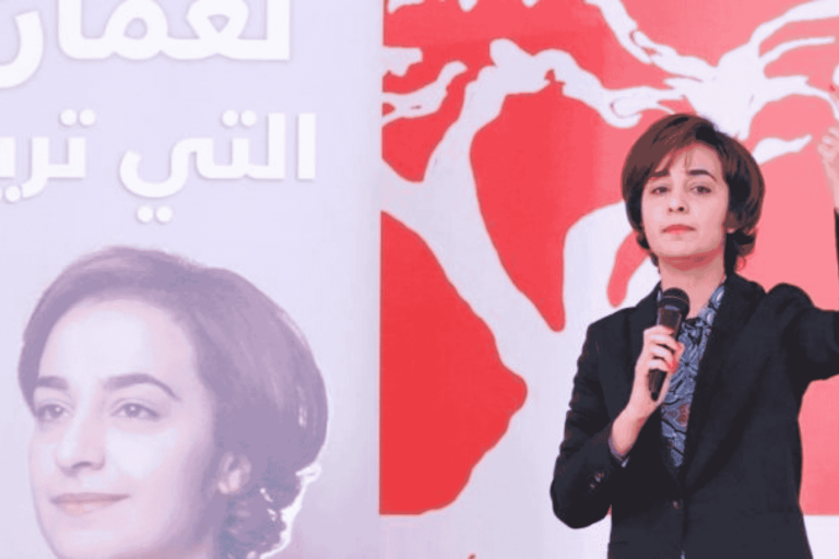 “سب وشتم وتطاول بالأيدي”.. عُمانيون يعتدون على مرشحة مجلس الشورى بسمة الكيومي أثناء ترويج برنامجها الانتخابي الاعتداء على بسمة الكيومي watanserb.com