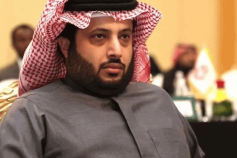 تركي آل الشيخ يثير سخط السعوديين watanserb.com