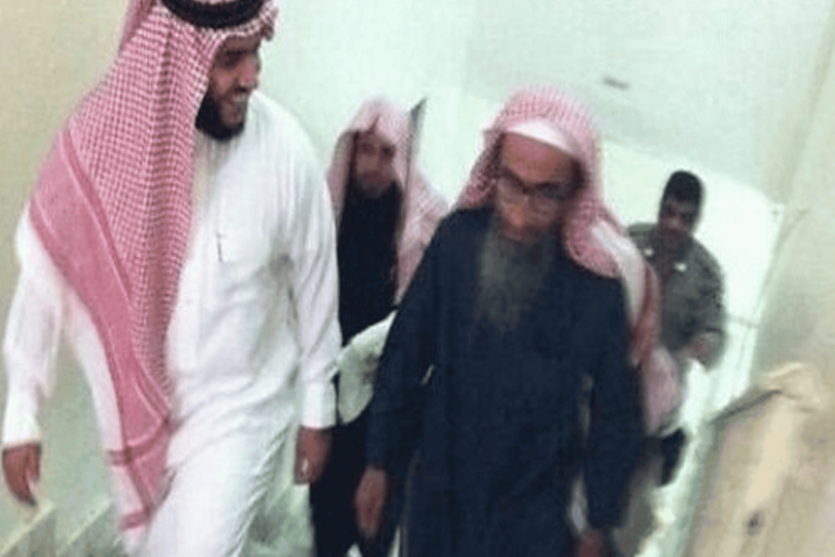 وفاة الشيخ فهد القاضي بسجن “الملز” الجنائي بعد 3 سنوات من اعتقاله! وفاة الشيخ فهد القاضي watanserb.com