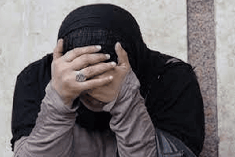إماراتية تنشر فضيحة watanserb.com