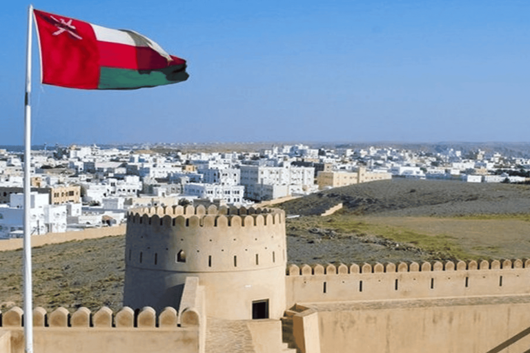 إعلان دبي موجه للعمانيين watanserb.com