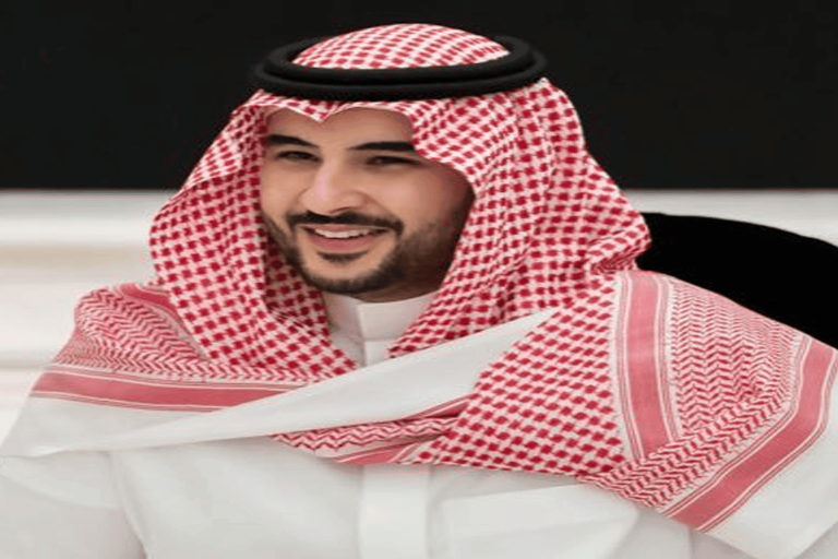 كاتب عُماني يصف خالد بن سلمان بـ”إطفائي حرائق المنطقة”.. وهذا ما قاله عن دوره في إنهاء حصار قطر كاتب عُماني وخالد بن سلمان watanserb.com