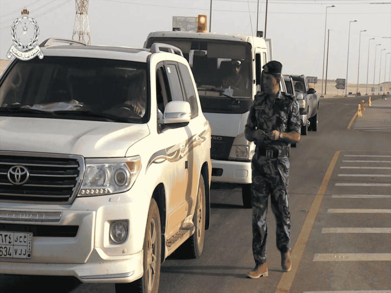 “التائهون في الأرض” ينشرون الاكاذيب حول سلطنة عُمان.. وشرطة السلطنة تكشف الحقيقة وتفند خزعبلاتهم نشر الاكاذيب حول سلطنة عمان watanserb.com