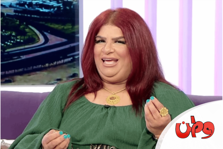 فنانة كويتية تنهمر في البكاء watanserb.com