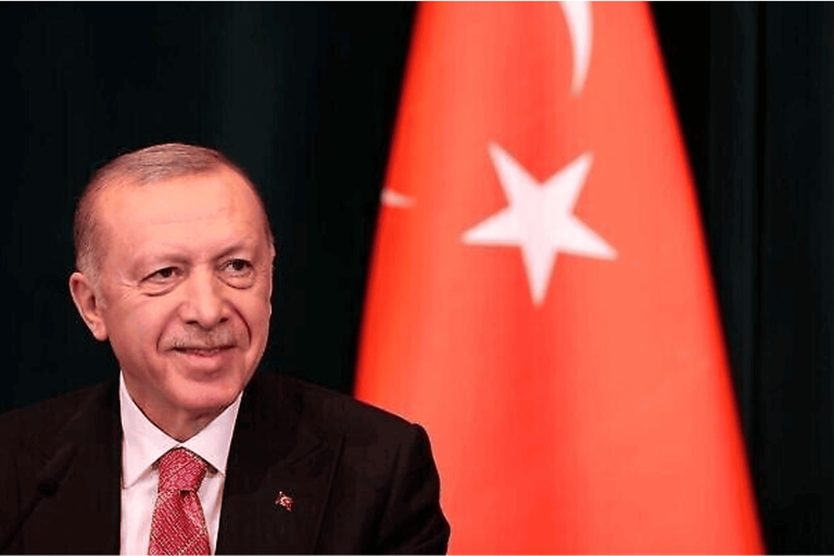إماراتي يهاجم أردوغان watanserb.com