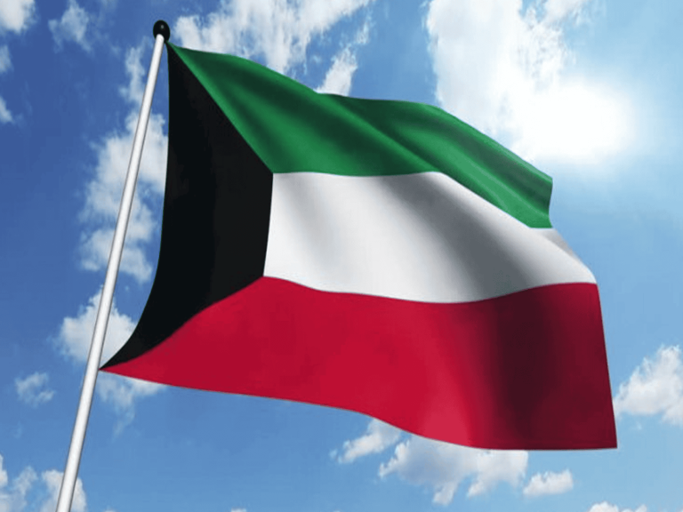 4 مواطنين كويتيين watanserb.com