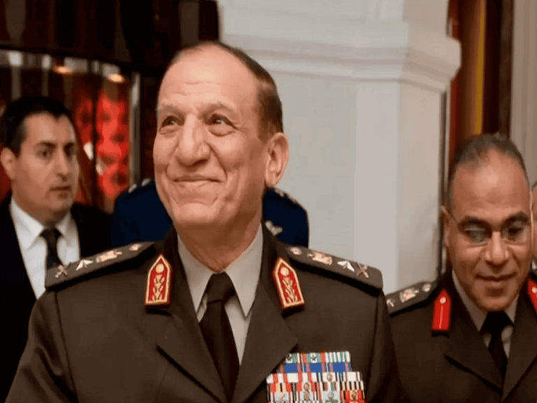 السلطات المصرية تفرج عن رئيس الأركان السابق سامي عنان رئيس الأركان السابق سامي عنان watanserb.com