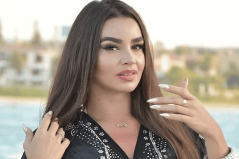 جوهرة تجلط حماتها وتتجاهل تسريب فيديوهاتها الإباحية وتظهر في وصلة رقص مثيرة! وصلة رقص جوهرة watanserb.com