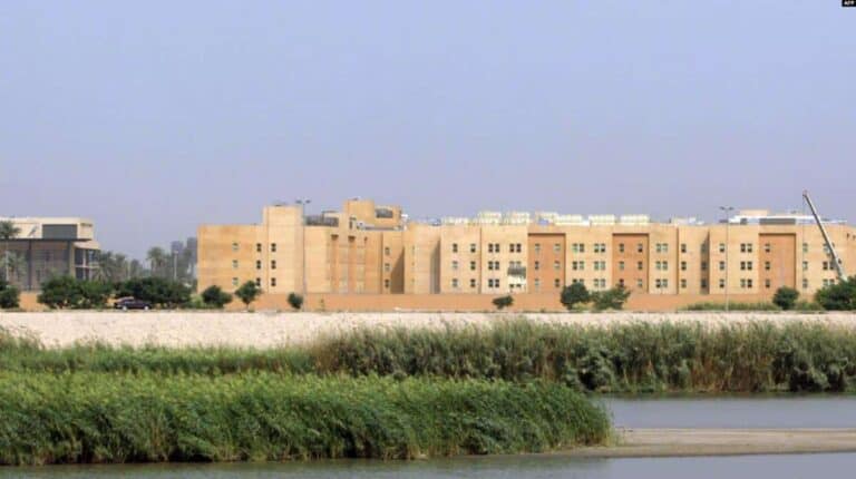 السفارة الأمريكية في العراق watanserb.com