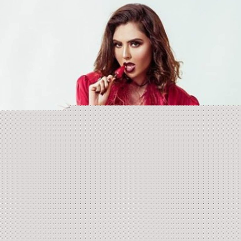 مريم حسين watanserb.com