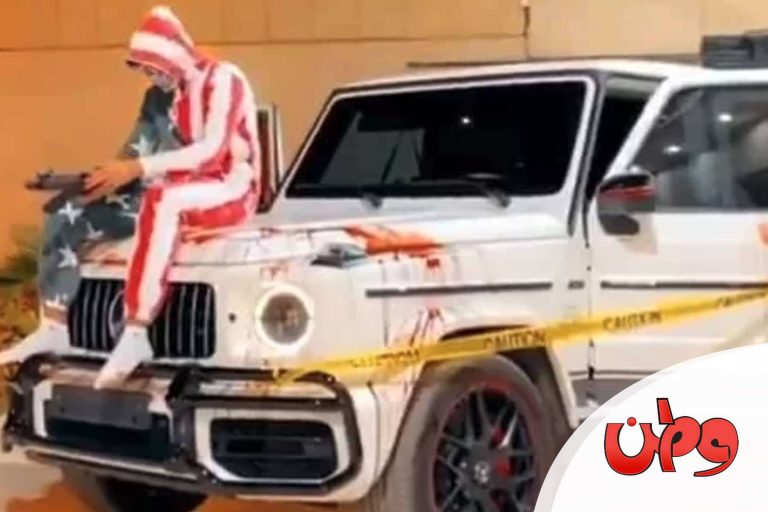 شاهد الفيديو الذي أشعل جدلاً بين السعوديين .. شاب مُقنّع بعلم أمريكا يطلق النار في “مسرح جريمة” مقنع سعودي يطلق النار بين السعوديين watanserb.com