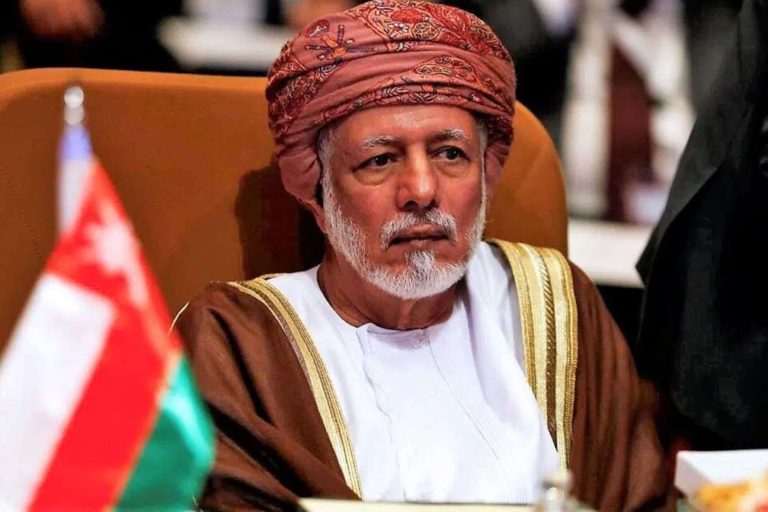 يوسف بن علوي يكشف هذه المعلومات لأول مرة عن السلطان الراحل قابوس بن سعيد يوسف بن علوي watanserb.com