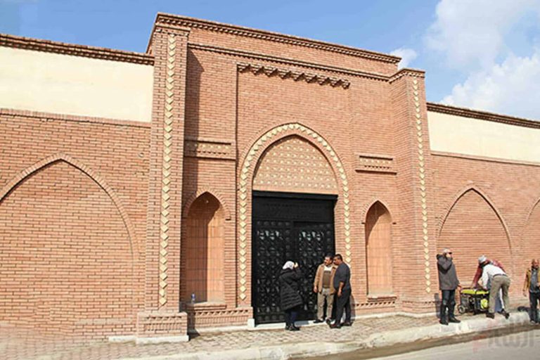 فيديو لمقبرة حسني مبارك من الداخل يقلب مواقع التواصل مقبرة حسني مبارك watanserb.com