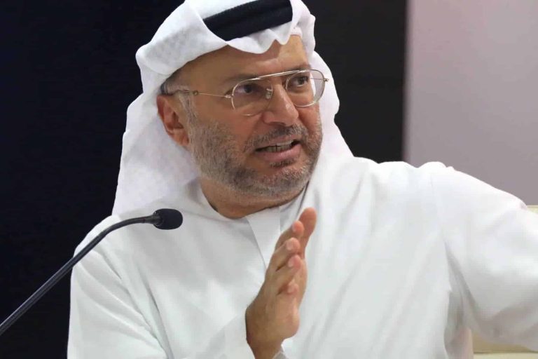 البكاء على رحيل مبارك watanserb.com