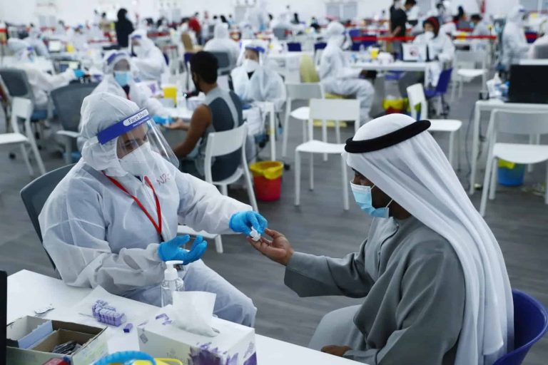 الإمارات تقرر نقل المصابين بـ”كورونا” من أراضيها إلى عدن بعد اتفاق خبيث كورونا في الامارات watanserb.com