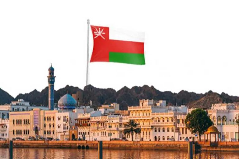 السطو على الحضارة العُمانية watanserb.com