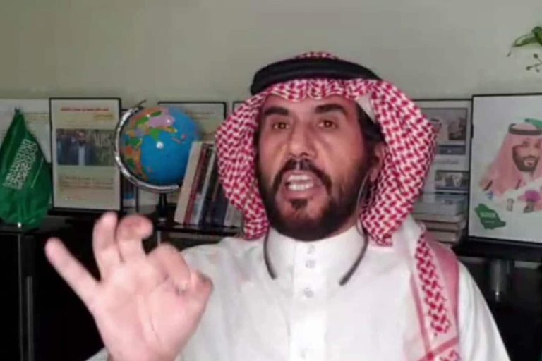 إعلامي سعودي يزعم: الكويت ستساهم بحصة دسمة في دعم صفقة القرن مالياً وهذا مصير الفلسطينيين المقيمين بها الكويت وصفقة القرن watanserb.com