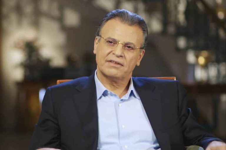 جمال ريان يرد على نصيحة أنور قرقاش للفلسطينيين: الأحرى بكم ممارستها مع إيران حول الجزر الثلاث المحتلة جمال ريان يرد على نصيحة أنور قرقاش watanserb.com